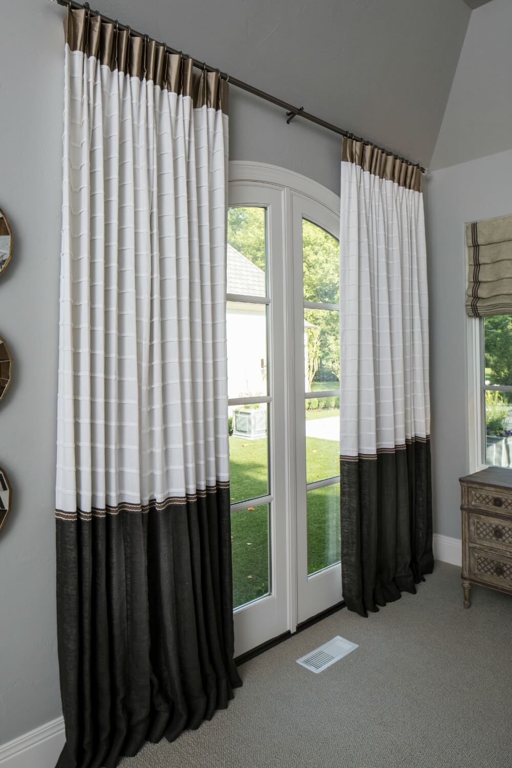 Top 5 Reasons to Use an Expert for Window Treatments