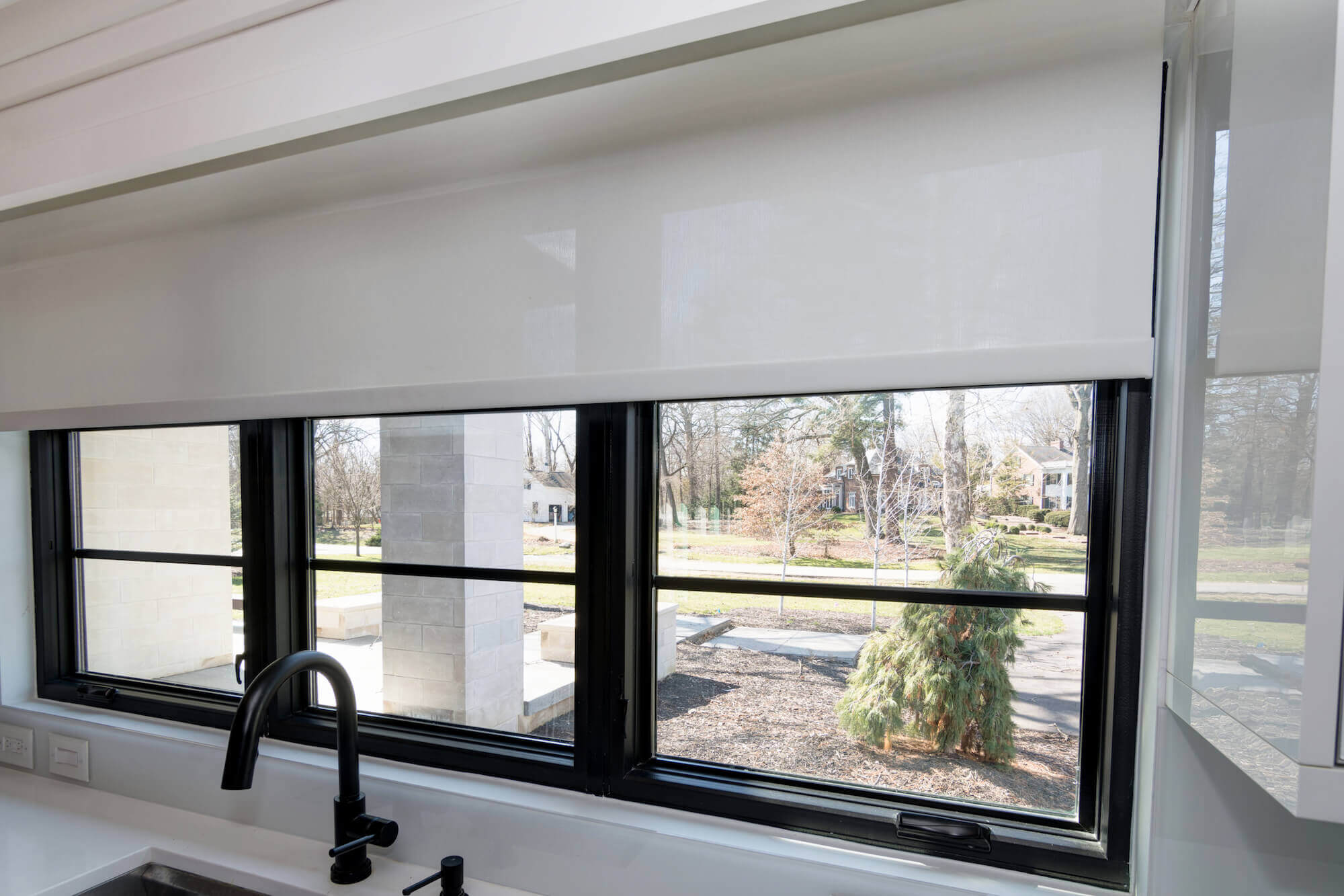 Roller Shades With Recessed Pockets