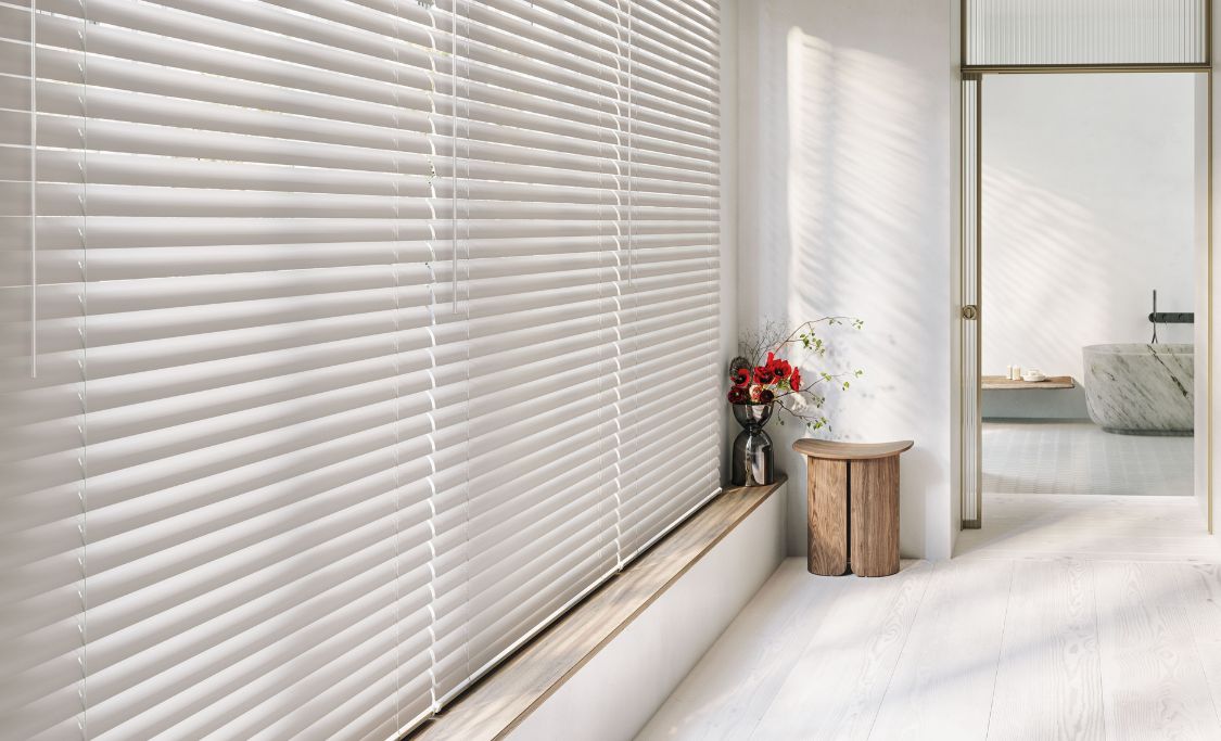 Hunter douglas metal blinds